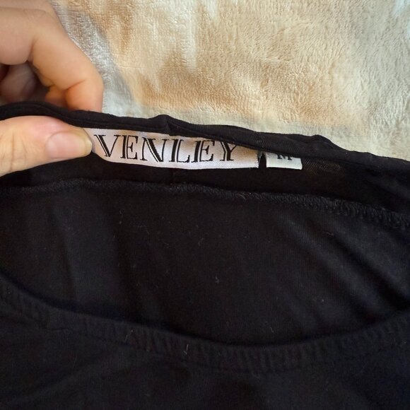 Soft Badgers Long Sleeve - Picture 3 of 3